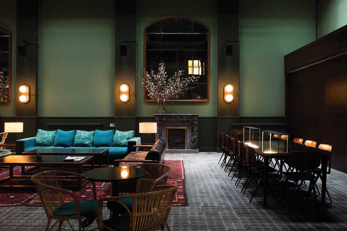 Libertine, Barcelona