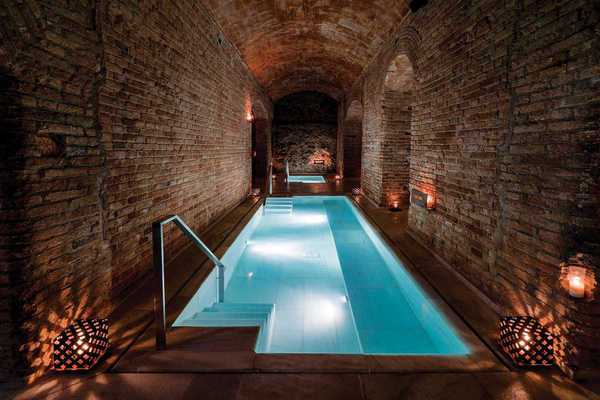 aire ancient baths barcelona