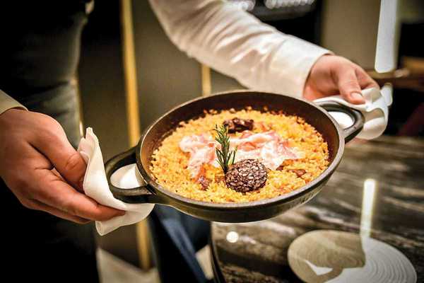 almanac hotel linea paella