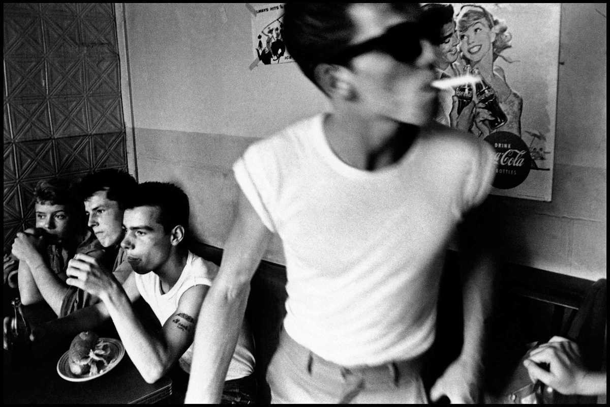 bruce-davidson-brooklyn-gang-series