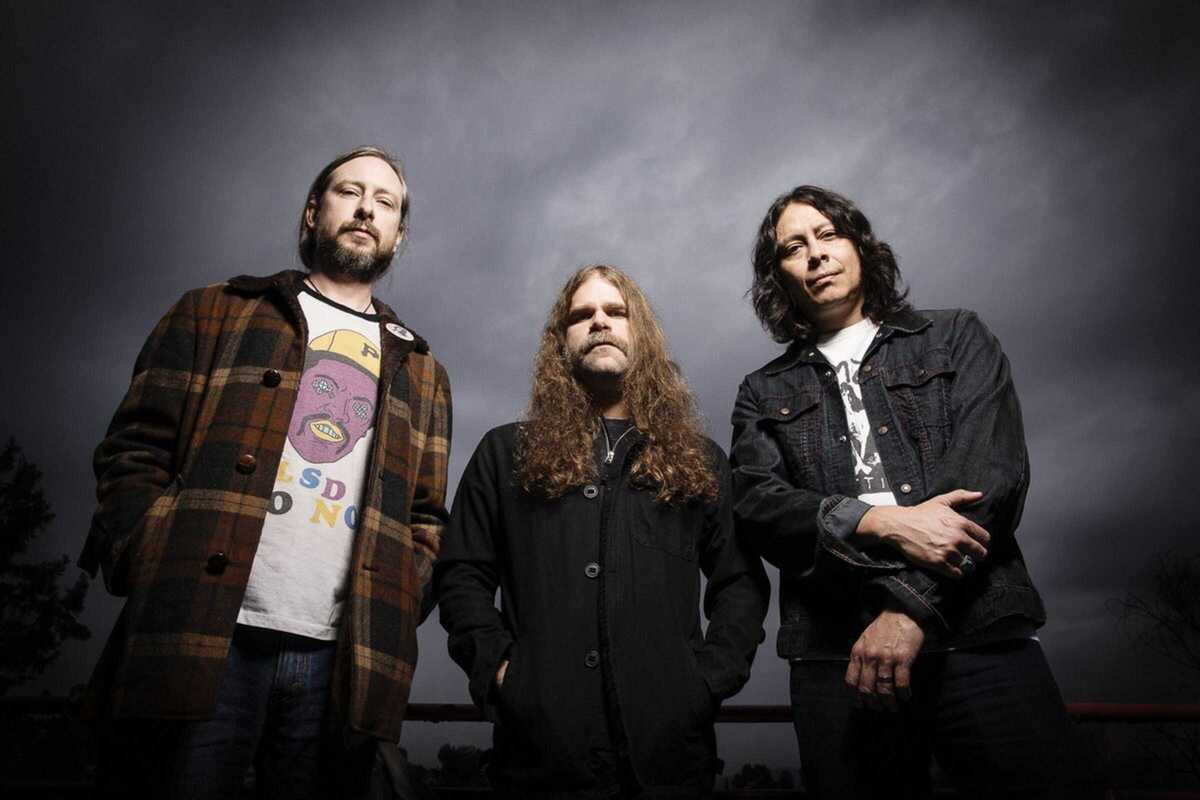 earthless-25