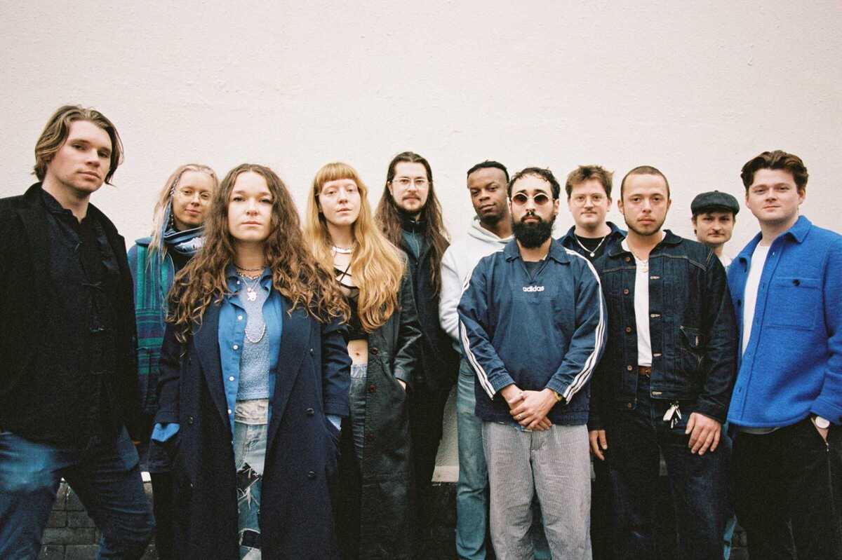 levitation-25