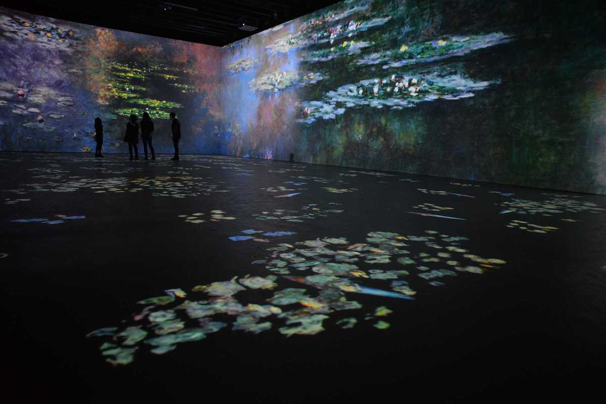 monet-immersive-experience-at-ideal