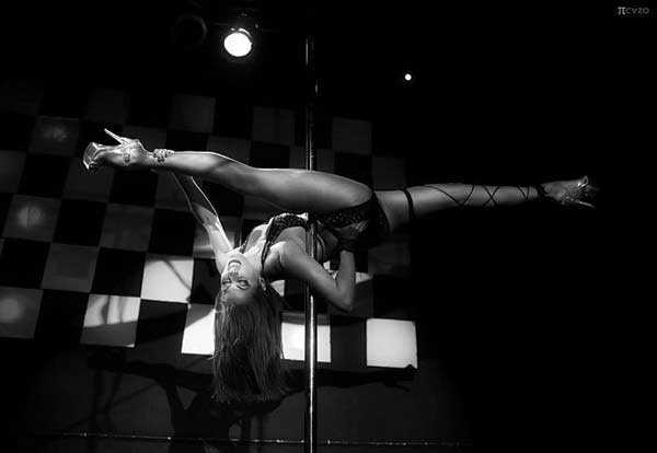 pole dance