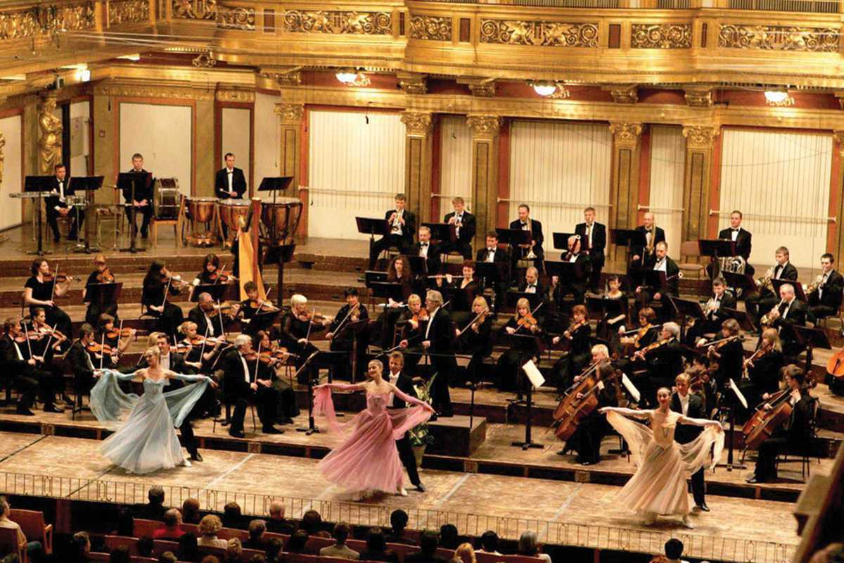 strauss-festival-orchestra