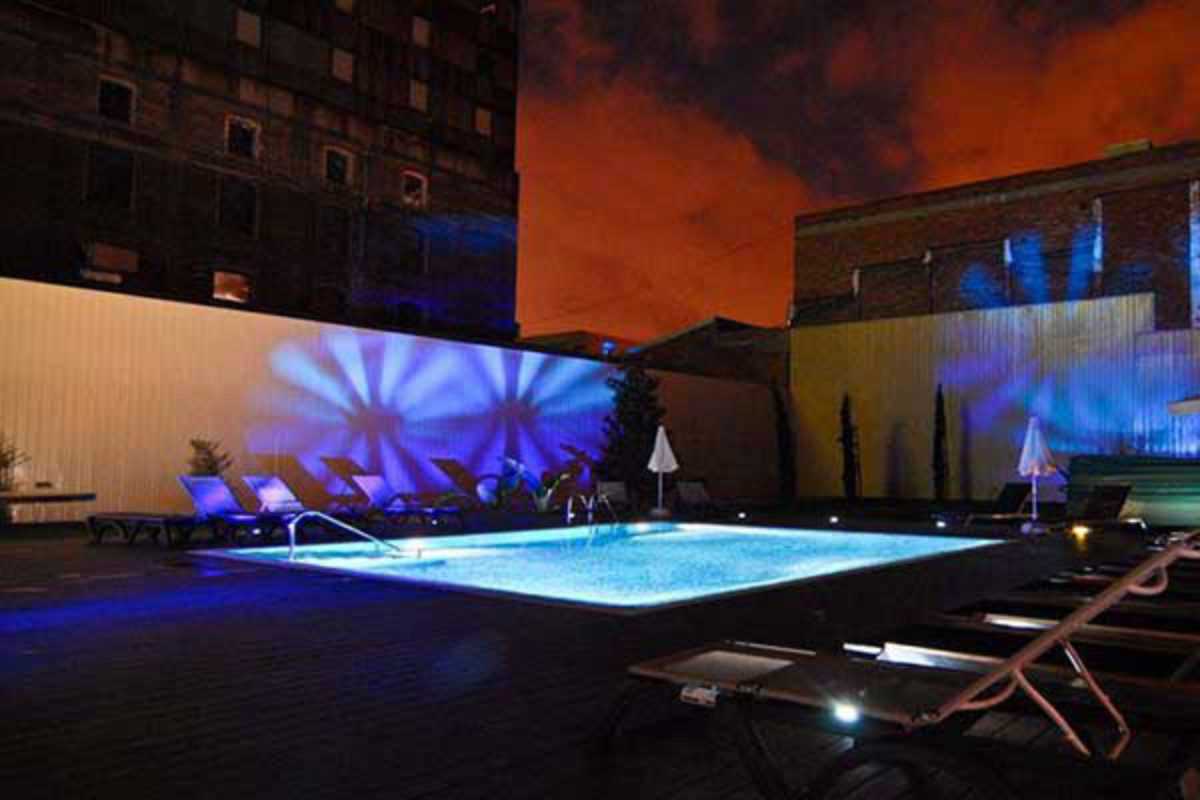 zt-hotel-pool